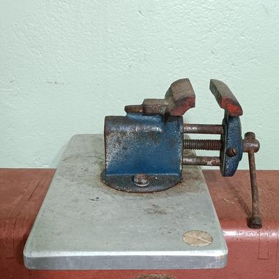 LOT 7: Vintage Acorn Chicago Tool Box with Small Anvil Vice & More
