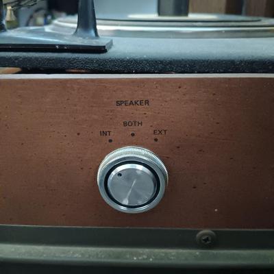 LOT 12: Magnavox Stereo/Record Player Octagon Side Table