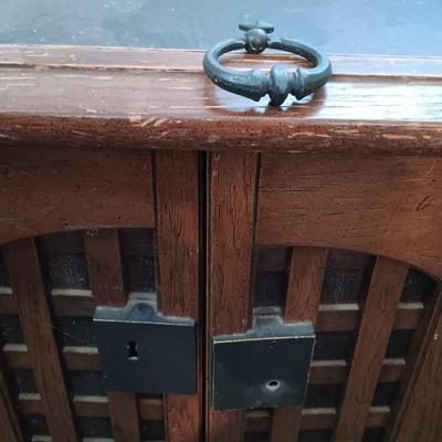LOT 12: Magnavox Stereo/Record Player Octagon Side Table