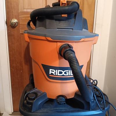 LOT 19: Ridgid 12 Gallon NXT Wet Dry Vacuum with Accessories
