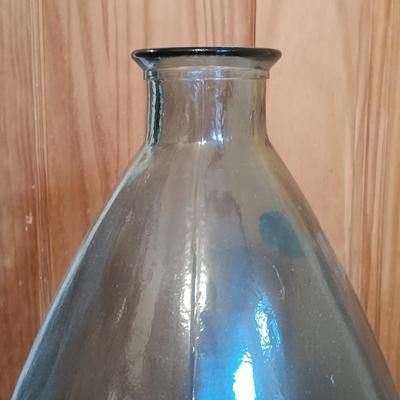 LOT 20: Vidrios San Miguel Spanish 100% Recycled Glass Jug