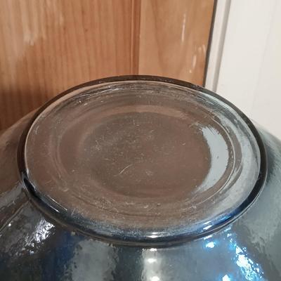 LOT 20: Vidrios San Miguel Spanish 100% Recycled Glass Jug