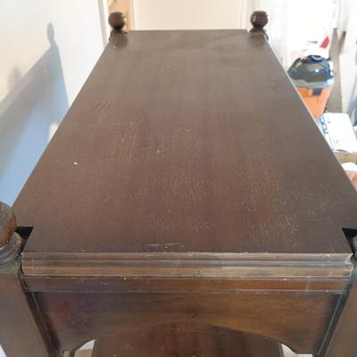 LOT 23: Vintage Étagère Style Wooden Bookcase