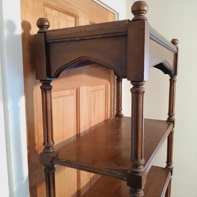 LOT 23: Vintage Étagère Style Wooden Bookcase