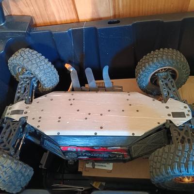 LOT 24: (For Parts) Black Marlin EX BL, Losi Lasernut Buggy with RC Parts & Accessories