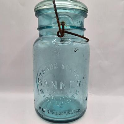 LOT 31: Vintage Atlas, Ball, and Banner Canning Jars