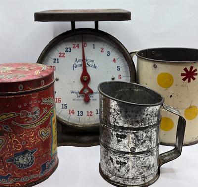 LOT 40: Vintage American Family Kitchen Scale, Androck Flour Sifter, Pennsylvania Dutch Peanut Crunch Tin & More