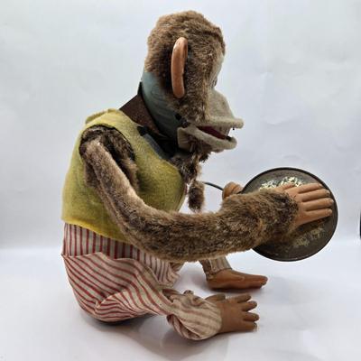 LOT 42: Vintage Cymbals Playing Chimpanzee