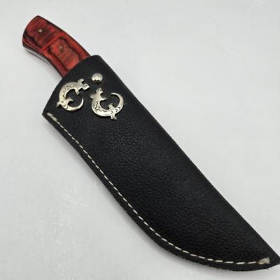 LOT 50: Damascus Steel Hunting Knife