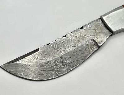 LOT 50: Damascus Steel Hunting Knife