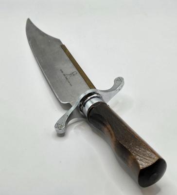 LOT 51: Bowie Knife