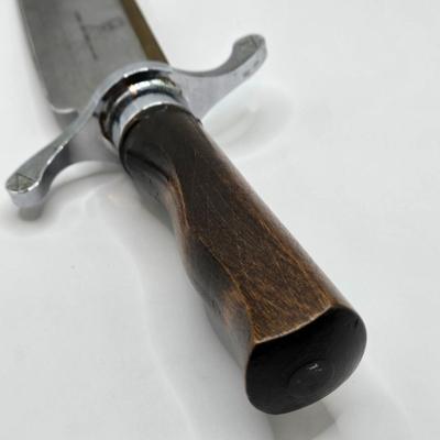 LOT 51: Bowie Knife