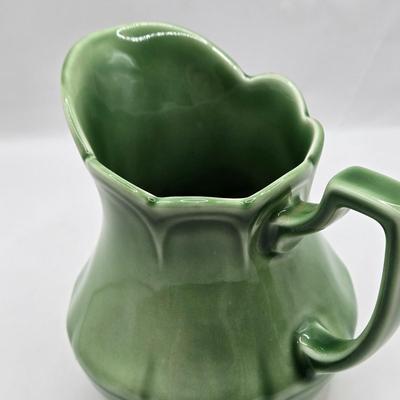 LOT 109: Vintage Royal Staffordshire Creamer and Roseville Pottery Magnolia Cornucopia