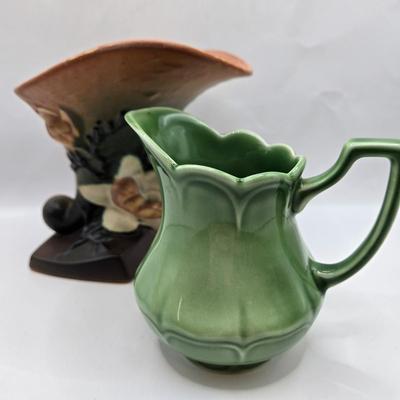 LOT 109: Vintage Royal Staffordshire Creamer and Roseville Pottery Magnolia Cornucopia
