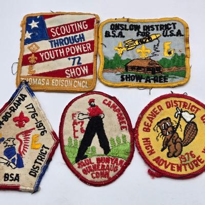 LOT 111: Cub Scout Book, First Aid Book, Boy Scout Patches, GI Joe Pocket Knife, Collapsible Cup, and More