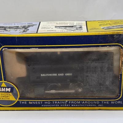 LOT 113: Vintage Toy Trains and More