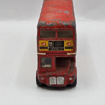 LOT 113: Vintage Toy Trains and More