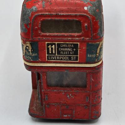 LOT 113: Vintage Toy Trains and More