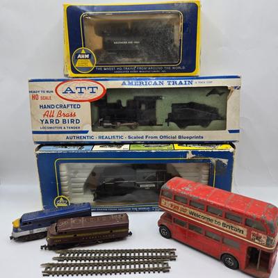 LOT 113: Vintage Toy Trains and More