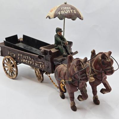 LOT 116: Vintage Cast Iron Fruit and Vegetable Horse Drawn Wagon