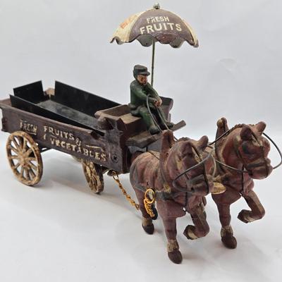 LOT 116: Vintage Cast Iron Fruit and Vegetable Horse Drawn Wagon