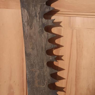 LOT 141: Vintage 66" Crosscut Two-Man Logging Saw