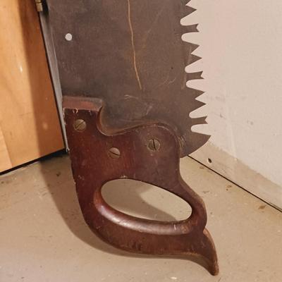 LOT 143: Collection of Vintage Tools