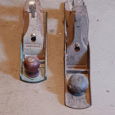 LOT 143: Collection of Vintage Tools