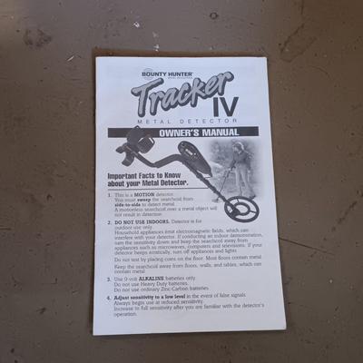 LOT 146: Bounty Hunter Tracker IV Metal Detector