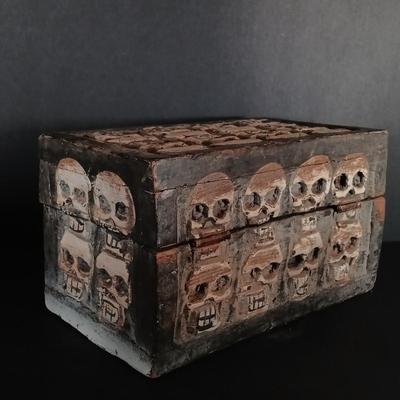 LOT 150: Skull and Fantasy Related Decor