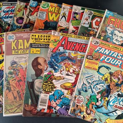 LOT 151: Large Collection of Vintage Comics
