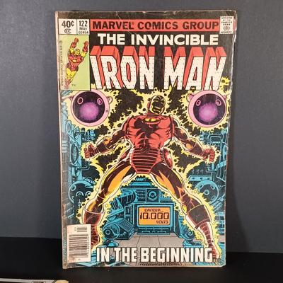 LOT 151: Large Collection of Vintage Comics