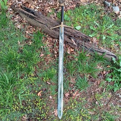 LOT 161: 53" Scottish Claymore Long Sword Reproduction