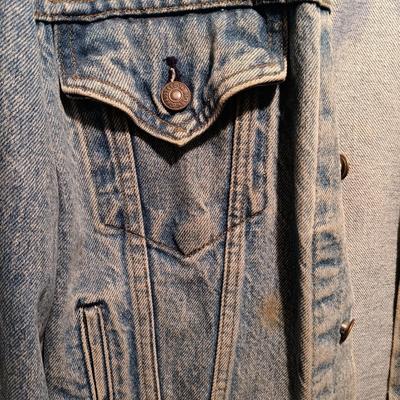 LOT 167: Vintage Levi Strauss & Co. Jean Jackets with Tommy Jeans Denim Button-Up