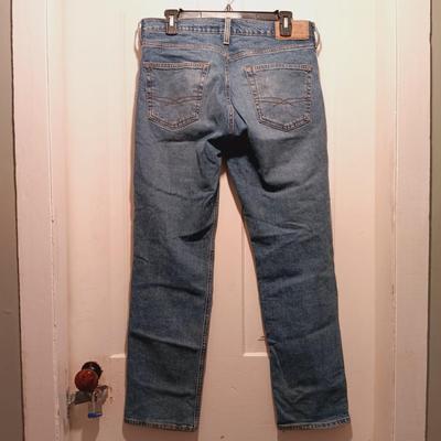 LOT 170: Set of (4) Vintage Jeans- Levi Strauss, Southpole & Nautica