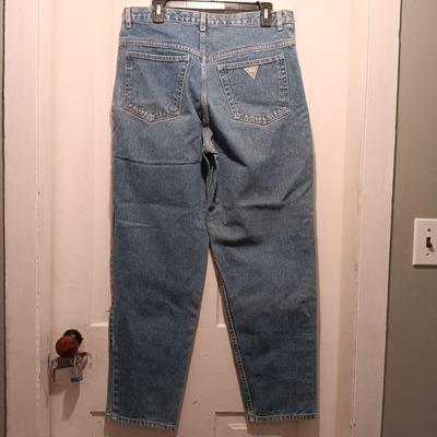 LOT 171: Set of (4) Vintage Jeans- Levi Strauss, Guess & Tommy Hilfiger
