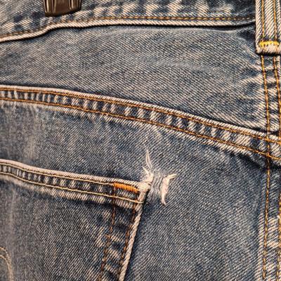 LOT 171: Set of (4) Vintage Jeans- Levi Strauss, Guess & Tommy Hilfiger