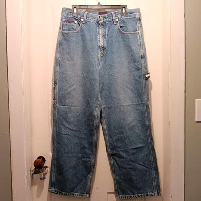 LOT 171: Set of (4) Vintage Jeans- Levi Strauss, Guess & Tommy Hilfiger