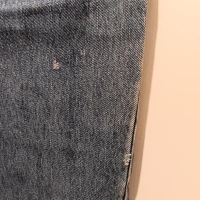 LOT 171: Set of (4) Vintage Jeans- Levi Strauss, Guess & Tommy Hilfiger