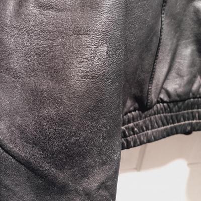LOT 172: Wells of Nottingham Tailored Leather Jacket with Magic Brand Velvet Top