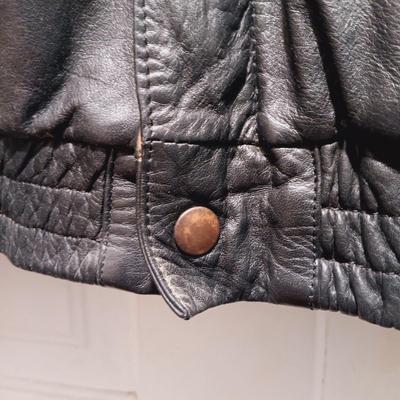 LOT 172: Wells of Nottingham Tailored Leather Jacket with Magic Brand Velvet Top