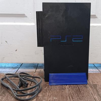 LOT 173: Vintage Console Lot- RadioShack TV ScoreBoard, Playstation 2 SCPH-50001, Atari 2600 with Accessories & More