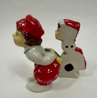 Vintage Ceramic Kissing Dutch Boy & Girl JAPAN Flat Backs to Sit Flat Against Wall