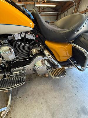 2000 Harley Davidson!!