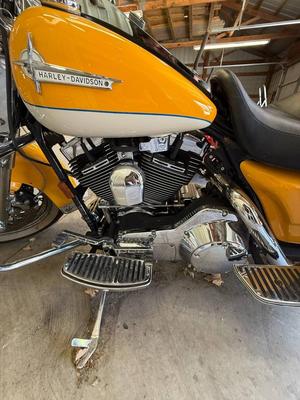 2000 Harley Davidson!!