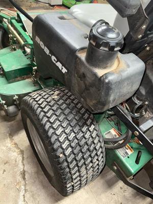 Bobcat zero turn lawnmower