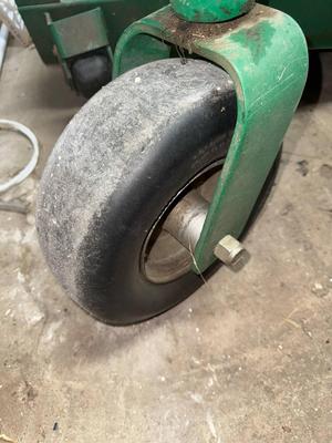 Bobcat zero turn lawnmower