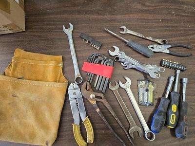 Hand Tool Grab Bag – Wrenches, Screwdrivers, Hex Keys, Pliers + Leather Tool Pouch