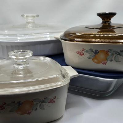 LOT 47K: Corning Ware Bake Ware with Lids