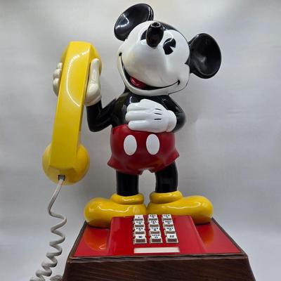 LOT 51F: Mickey Mouse Telephone